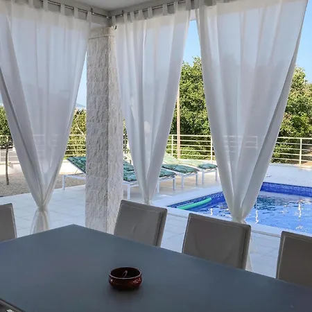 3 Bedroom In
